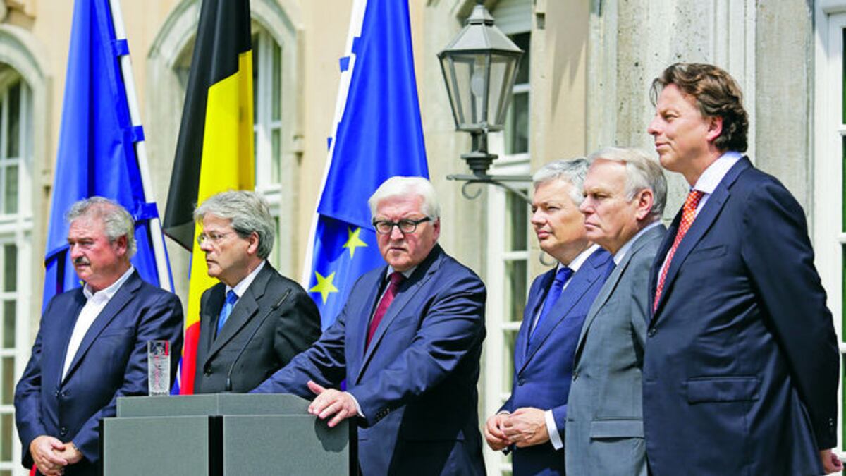 Los ministros de Exteriores de los seis países fundadores del bloque comunitario han compartido sus puntos de vista en una reunión de urgencia por la salida británica de la Unión Eu