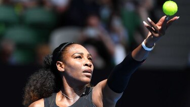 Serena Williams, a cuartos en Australia; sigue buscando récord