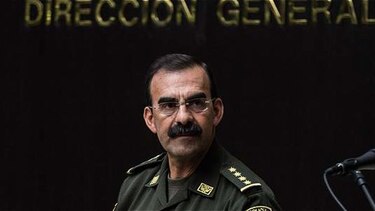 Renuncia Rodolfo Palomino, director de la Policía de Colombia, por corrupción
