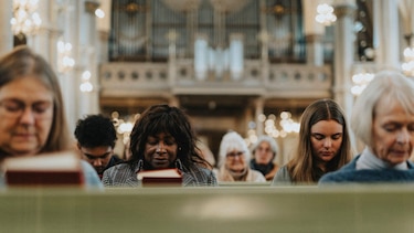Por qué es tan difícil contener la risa en situaciones inapropiadas