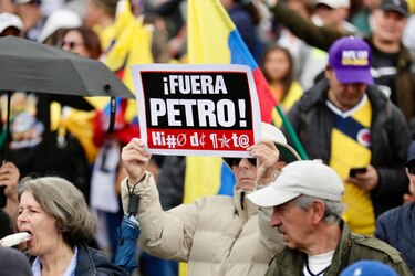 La desaprobación del presidente colombiano sube al 59.9 %, según una encuesta