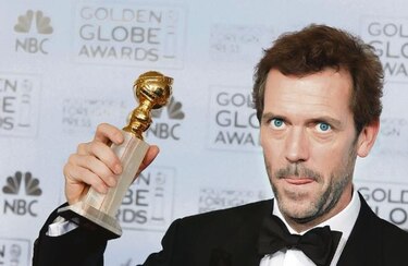 Hugh Laurie negocia regresar a la televisión dando vida al pirata Barbanegra