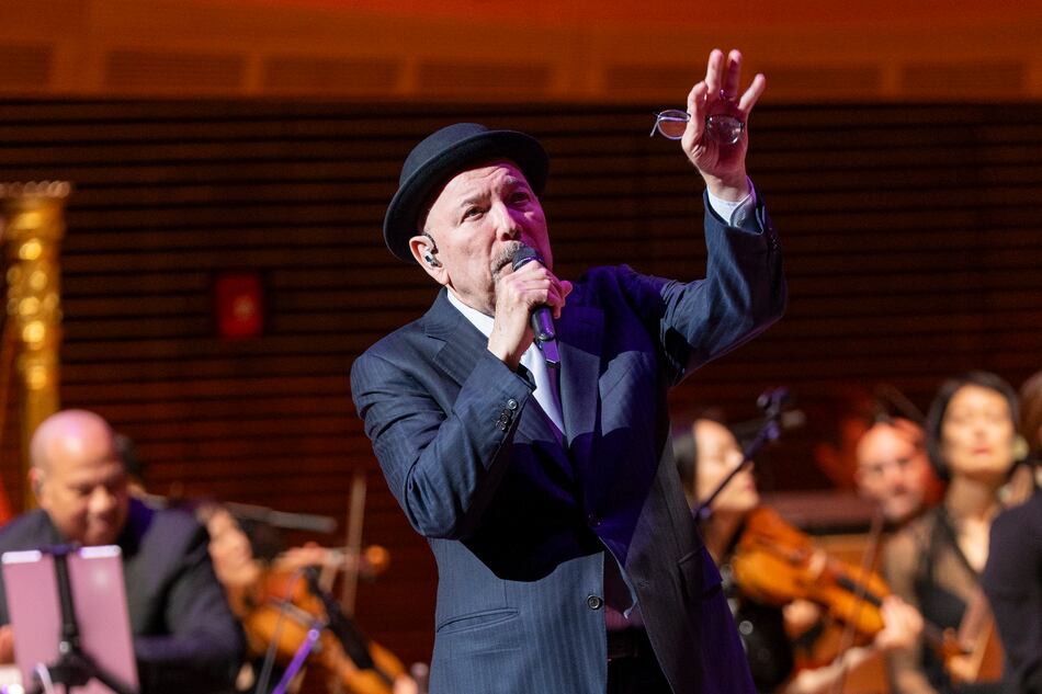 Rubén Blades critica salida de Martinelli a Colombia: ‘es un corrupto lavador de dinero, convicto y prófugo’