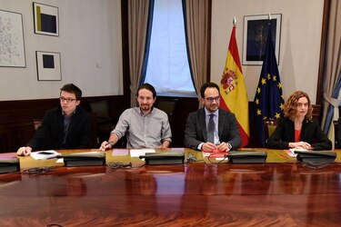 España: se intensifican disputas entre Podemos y socialistas