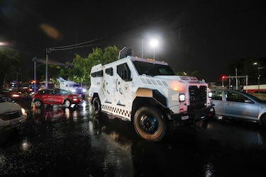Autoridades detienen en el noroeste de México a piloto y operador clave de ‘Los Chapitos’