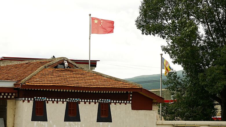 La BBC visita el corazón de la resistencia tibetana mientras se reaviva la tensión entre el Dalai Lama y China