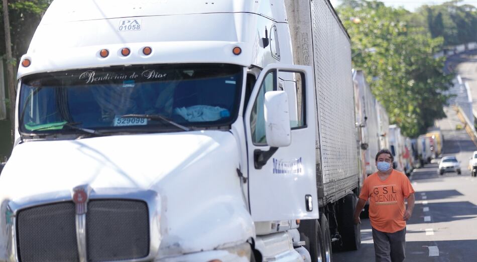 Se mantiene el cierre en Paso Canoas