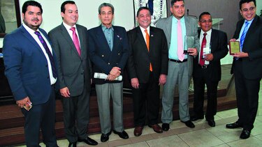 Asociado de Morgan & Morgan recibe distincióm