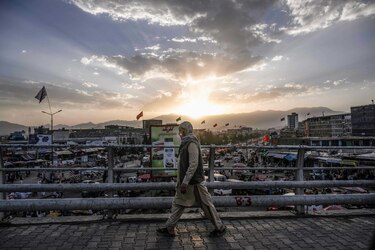 ONU cifra en 120 las personas muertas o heridas en explosiones en Kabul en los últimos días
