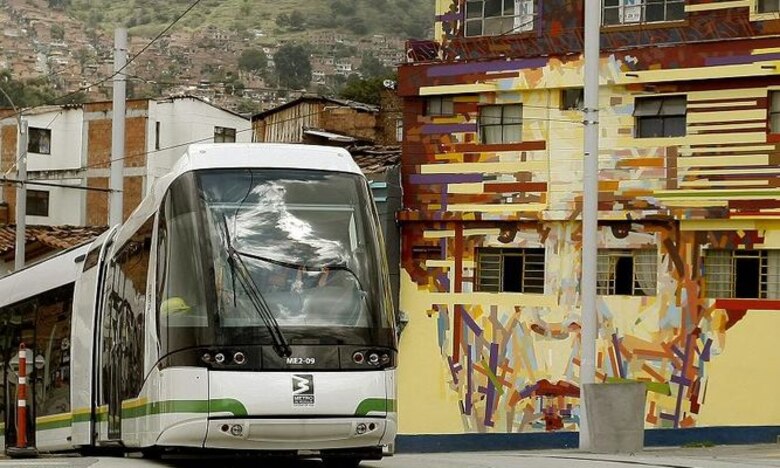 Medellín inaugura el tranvía más moderno de América Latina