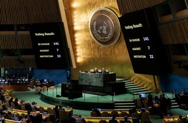 Resolución que pide la retirada de Rusia logra 141 votos en Asamblea de la ONU