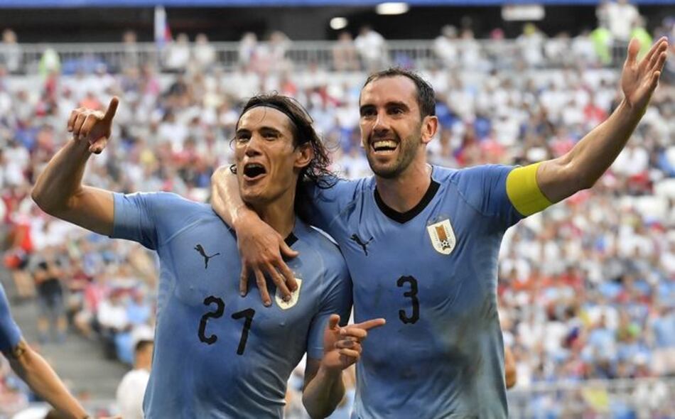 Suárez marca el paso, Uruguay somete a Rusia