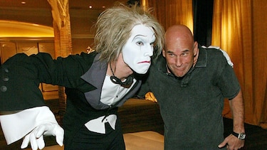 Guy Laliberté, el payaso callejero que reinventó el circo con el Cirque du Soleil y se volvió multimillonario