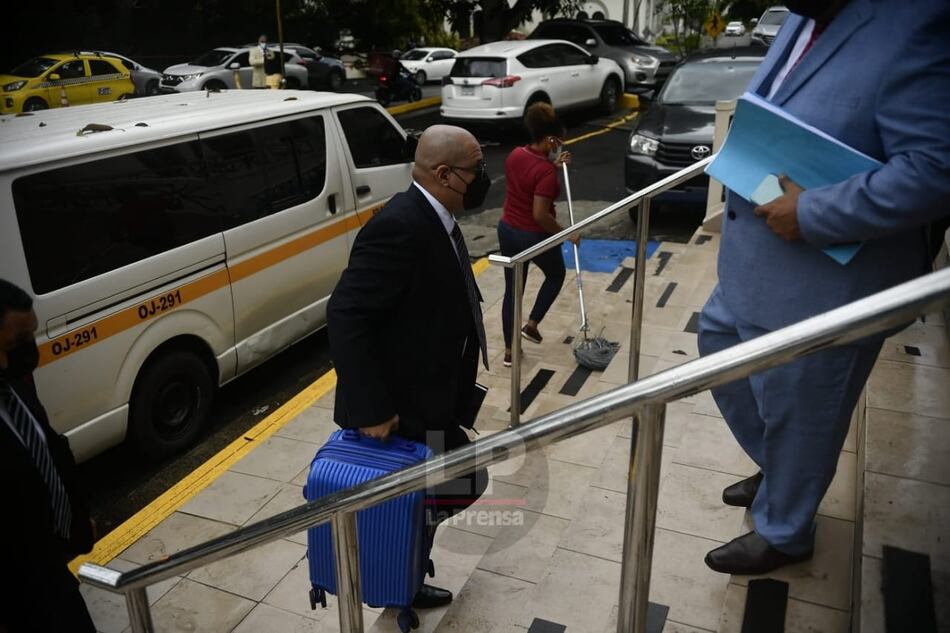 New Business: 10 datos importantes sobre el caso  