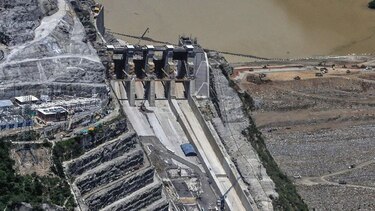 Lluvias aumentan riesgo de colapso de hidroeléctrica
