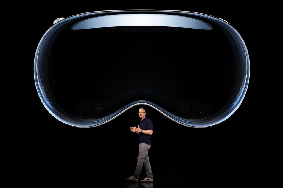 Apple se lanza al mundo de la realidad virtual y anuncia sus gafas de realidad mixta a un costo de $3,499