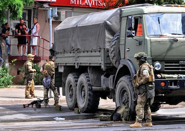 Rusia bloquea la carretera de Rostov para impedir que los mercenarios lleguen a Moscú