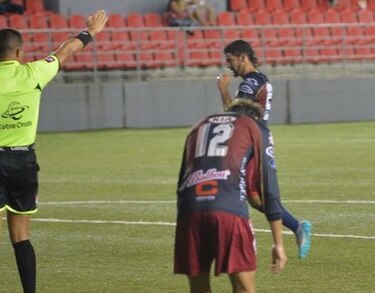 Cholo Torres pide disculpas por agresión al técnico del Plaza