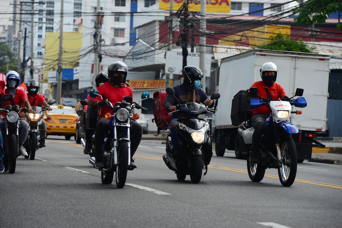 Motorizados de PedidosYa paralizan labores en Panamá