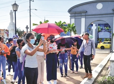Pasado, presente y futuro se conectan en los cementerios
