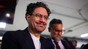 “El uribismo, que gira en torno a un caudillo, no está entendiendo que ya estamos en otro país en Colombia”: Iván Cepeda, el senador que le ganó el juicio al poderoso expresidente Álvaro Uribe