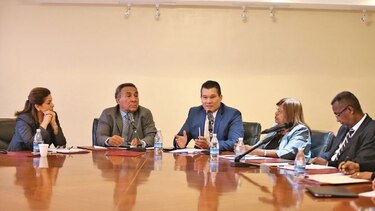 Regulación de las notarías, en pausa