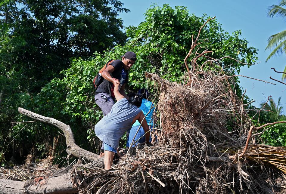 Centroamérica se prepara para la arremetida del huracán Iota