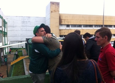 Reportan sobrevivientes, entre ellos jugadores, tras accidente de avión