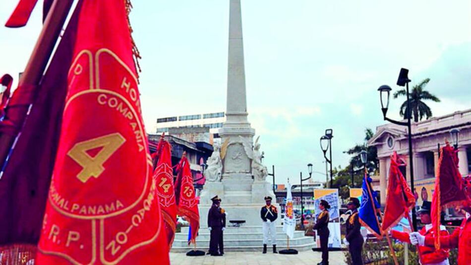 Plaza 5 de Mayo vuelve a su diseño original