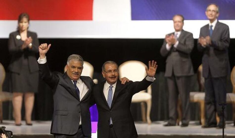 Oficialismo dominicano y oposición firman alianza para elecciones de 2016