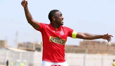 Luis Tejada marca dos goles, pero el Juan Aurich pierde