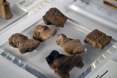 México recupera 2,522 piezas prehispánicas en poder de familia de Barcelona