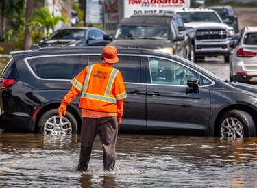 Tormenta azota este fin de semana a Florida con la posibilidad de causar inundaciones