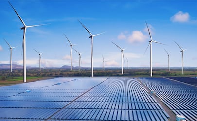 Las energías renovables baten récords en el mundo, pero las redes eléctricas frenan su avance