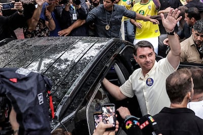 Flávio Bolsonaro se declara ‘verdadero presidente electo de Brasil’