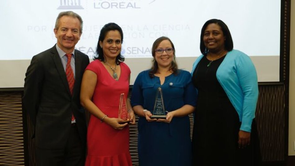 Premian a científicas panameñas
