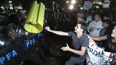 La muerte de Nisman saca a Argentina a la calle para pedir verdad y justicia