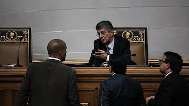 Asamblea nombra comisión para investigar designación de magistrados