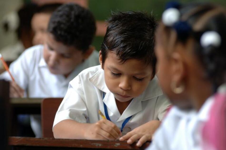 Aprueban nueva materia en primaria: formación del carácter y liderazgo para la vida