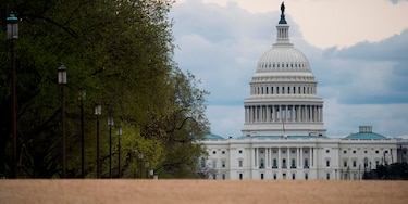 Congreso de Estados Unidos con cargado menú de tareas antes de las fiestas
