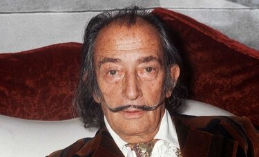 Ordenan exhumar los restos de Dalí por una demanda de paternidad
