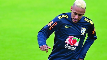 Fiscalía pide procesar a Neymar por corrupción en su fichaje