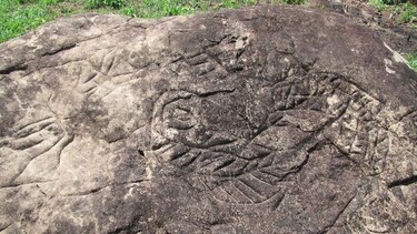 Alertan sobre abandono de petroglifos