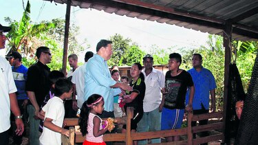 Interceptan a Varela para solicitarle apoyo