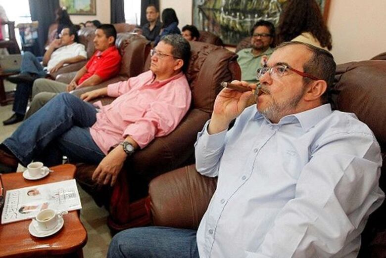 Gana el ‘no’; Juan Manuel Santos llama al diálogo