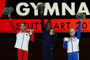 La estadounidense Simone Biles sigue deslumbrando