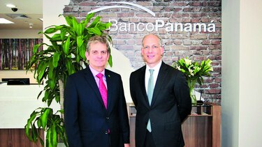 Banco Panamá abrió sus puertas en Brisas del Golf