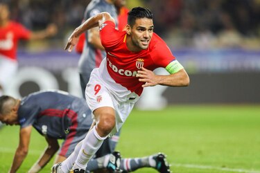 El City le gana el pulso a Napoli; Real Madrid y Tottenham empatan