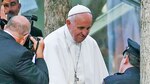 Papa Francisco promete hacer pagar a curas pedófilos