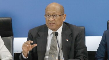 Déficits serán ajustados por deudas atrasadas